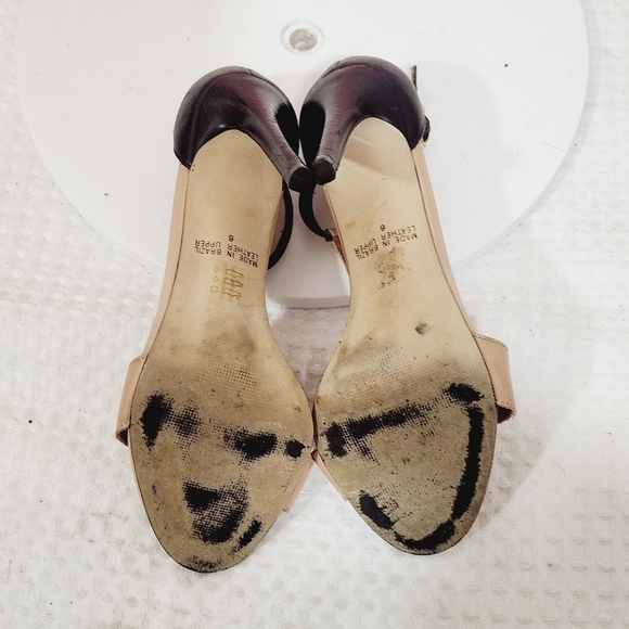 Cathy Jean Beige and Black Brazilian Leather Ankle Strap Heels Size 6 - Picture 11 of 11